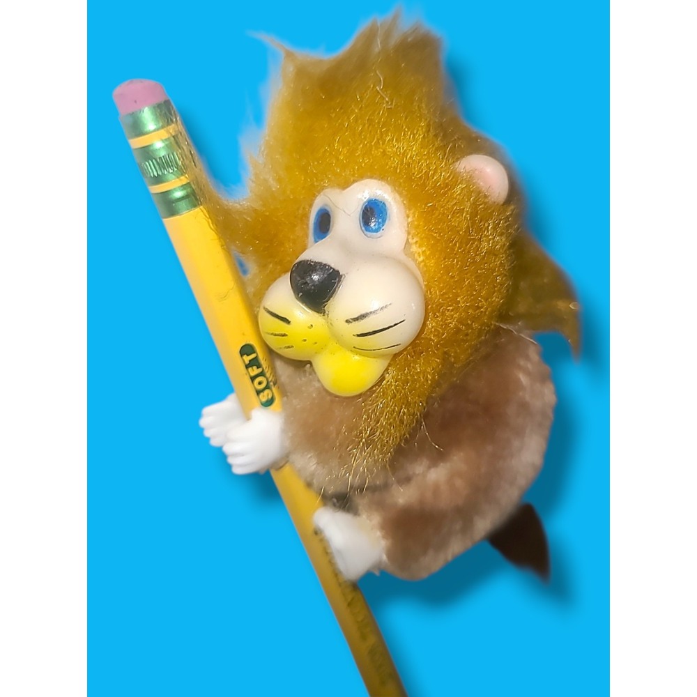 Vintage 80s Fuzzy Lion Pencil Hugger Topper Plush Clip On Novelty‎ School Toy